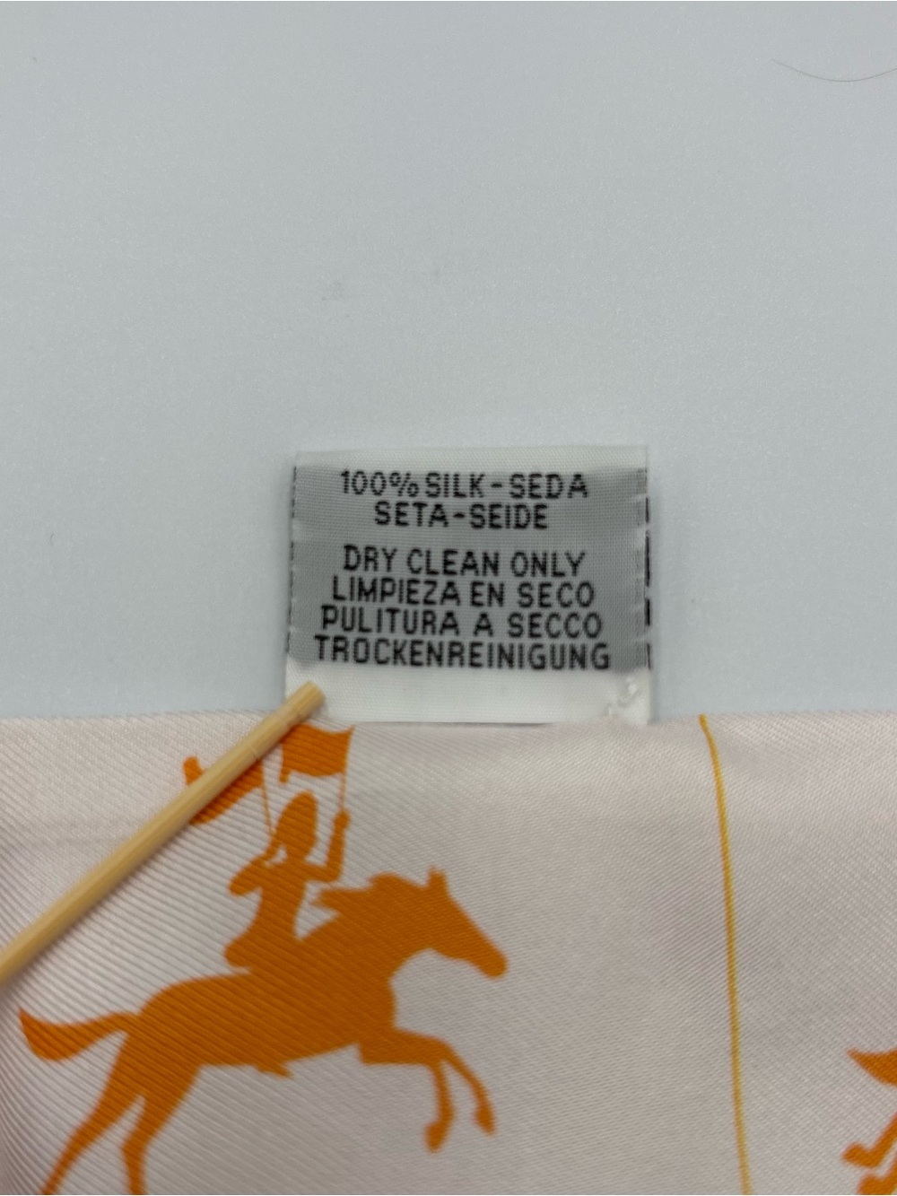 Hermes Parade Twilly Rose Pale Ivory Silk Scarf Horse Rider Ribbon FBG - Picture 6 of 6